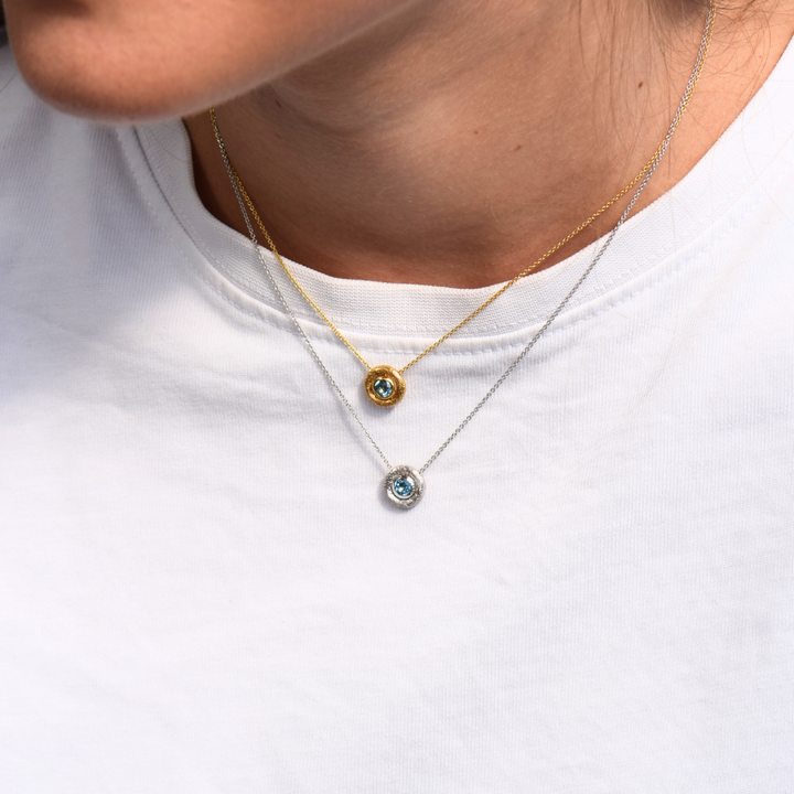 Bubbles White Gold Tanzanite Pendant