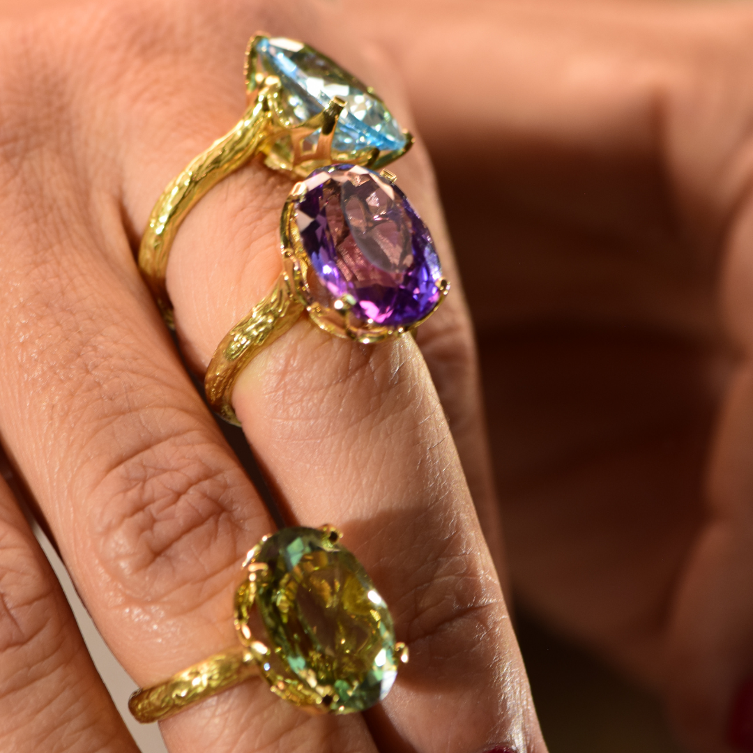 Cocktail Ring Amatista y Oro Amarillo