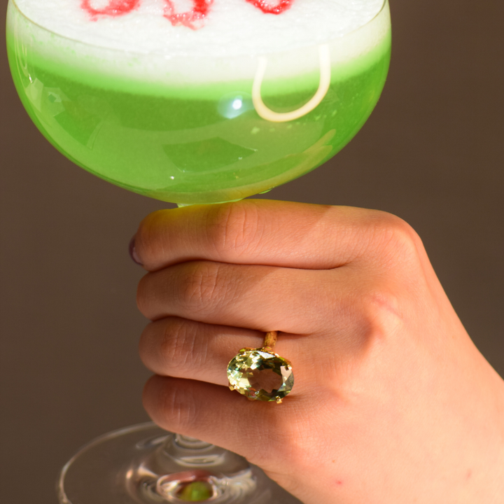 Cocktail Ring Cuarzo Prasiolita y Oro Amarillo