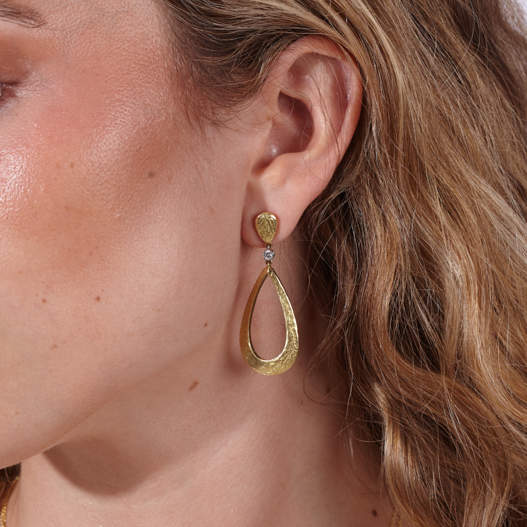 Aros Oro Textura Madera Diamantes