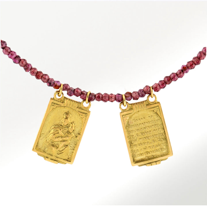 Escapulario Oro Espinelas Rosas