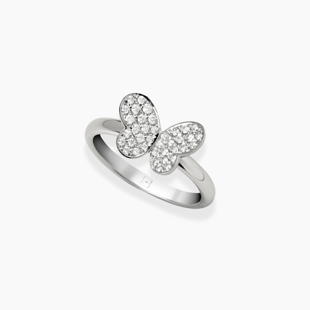 Anillo de mariposa en oro blanco 18k con diamantes naturales de By Elena Carrera