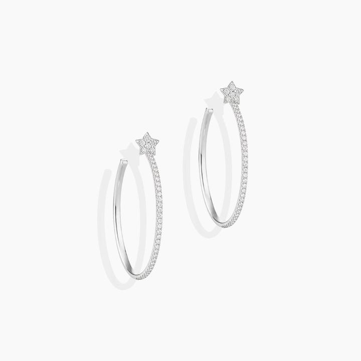 Aros Estrella de oro blanco 18k con diamantes talla brillante en pavé de By Elena Carrera