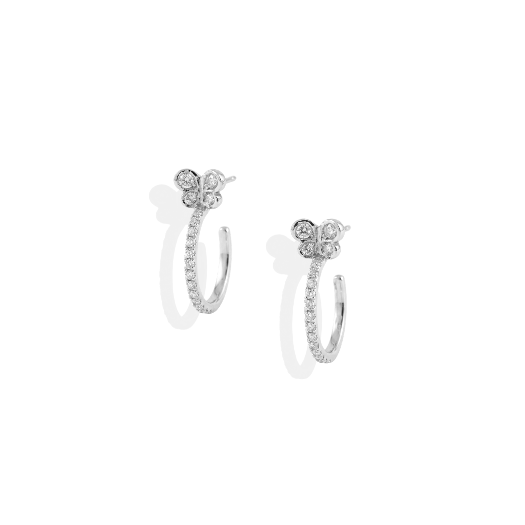 Pendientes de aro de 13 mm en oro blanco de 18 quilates con mariposa y diamantes naturales talla brillante