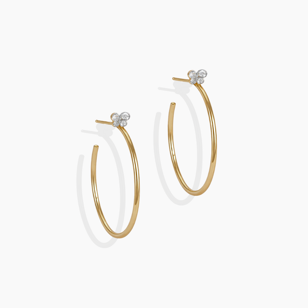 Pendientes de aro de oro amarillo 18k con diamantes naturales y mariposa de 30 mm By Elena Carrera