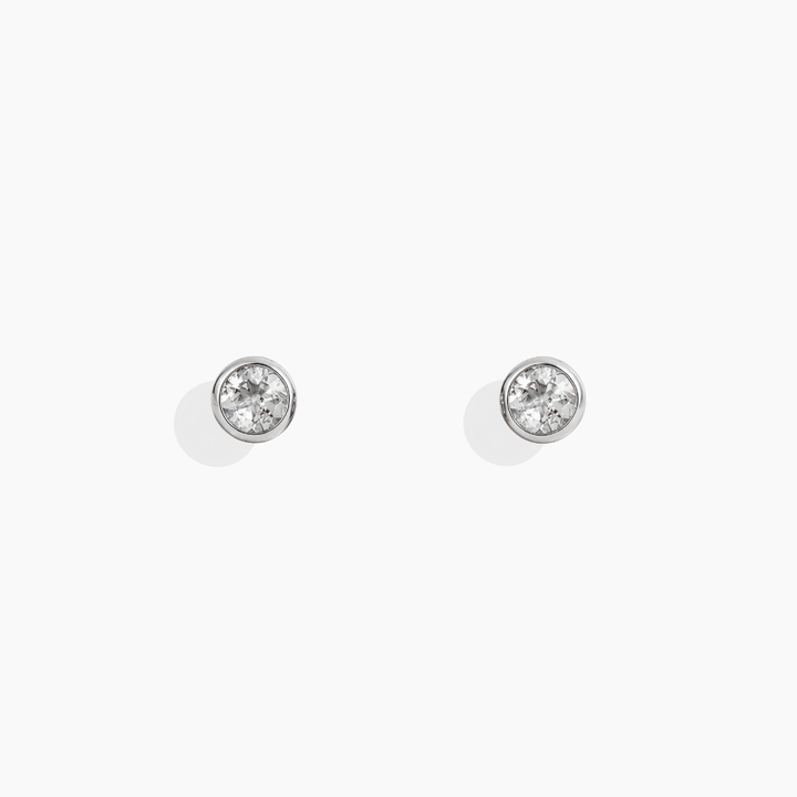 Pendientes realizados con diamantes naturales y oro blanco 18k de By Elena Carrera