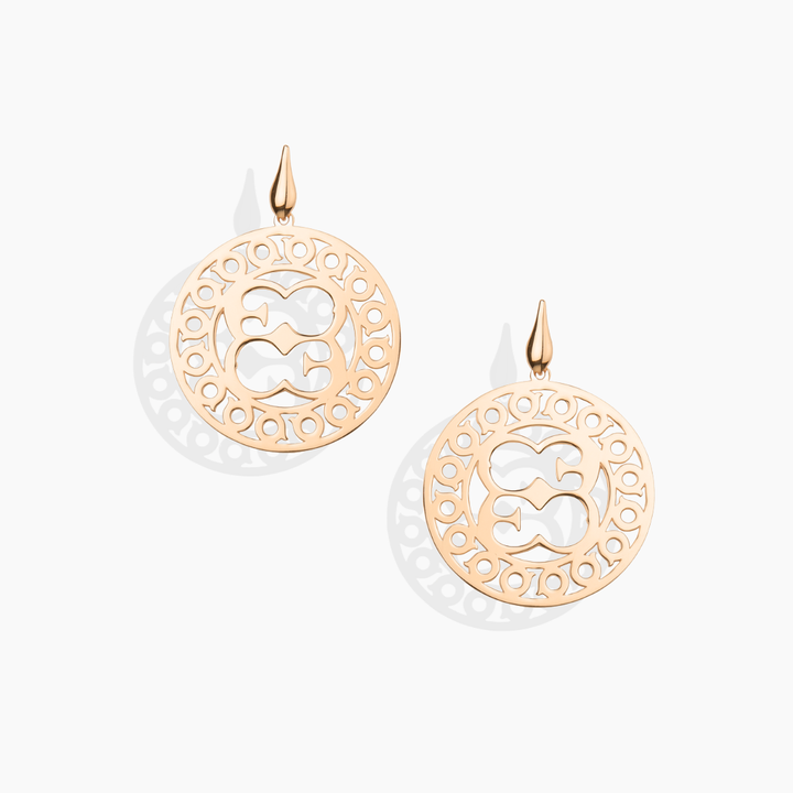 Pendientes circulares grandes realizados en plata de ley 925 con baño de oro amarillo 18k de By Elena Carrera