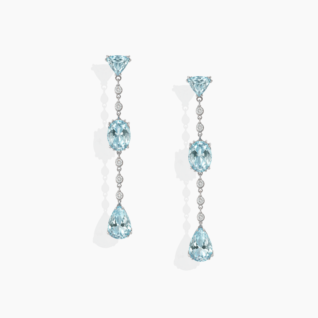 Pendientes con kuncita y diamantes blancos en oro blanco 18k de By Elena Carrera
