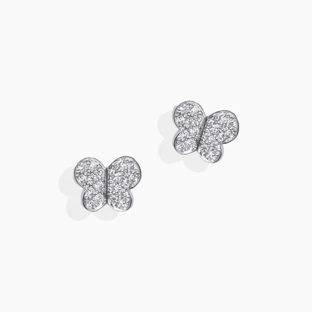 Pendientes mariposa pequeños de oro blanco de 18 quilates con diamantes blancos naturales