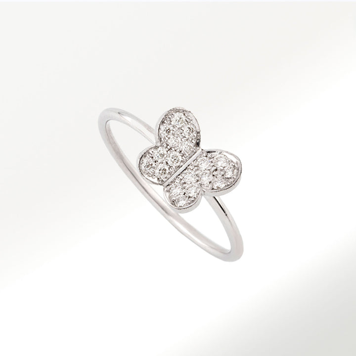 Anillo mariposa mediana de oro blanco de 18 quilates con diamantes blancos naturales